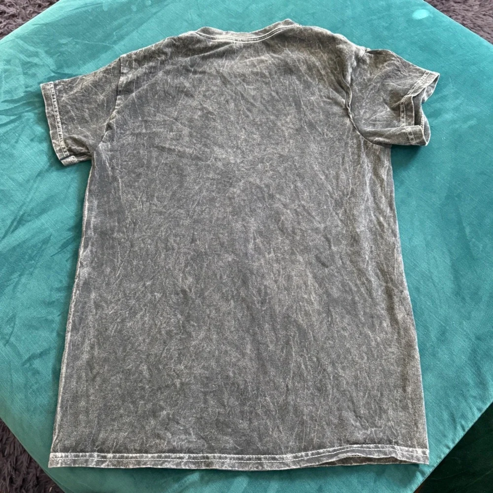 Sublime Graphic Tee Gray Acid Wash Short Sleeve Crew Neck T-Shirt - Picture 5 of 6